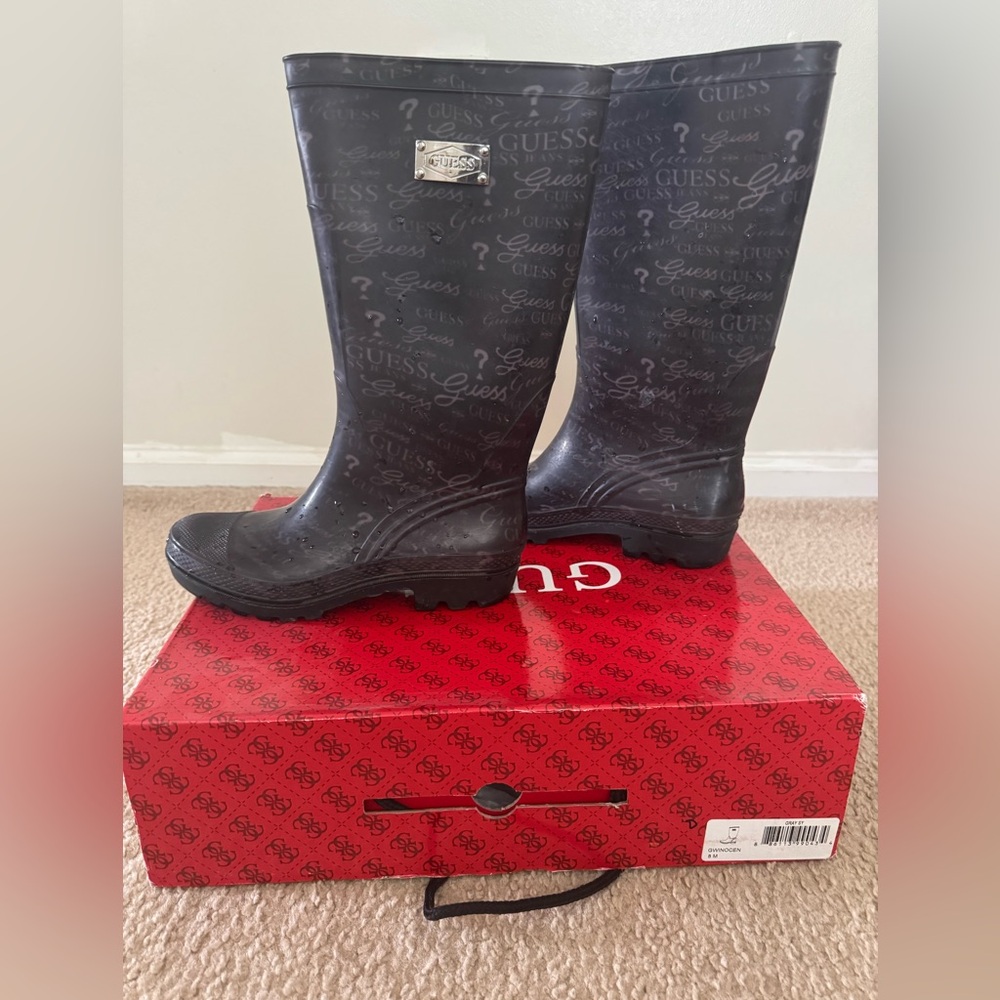 GUESS Women's Black Patterned Winter Boots